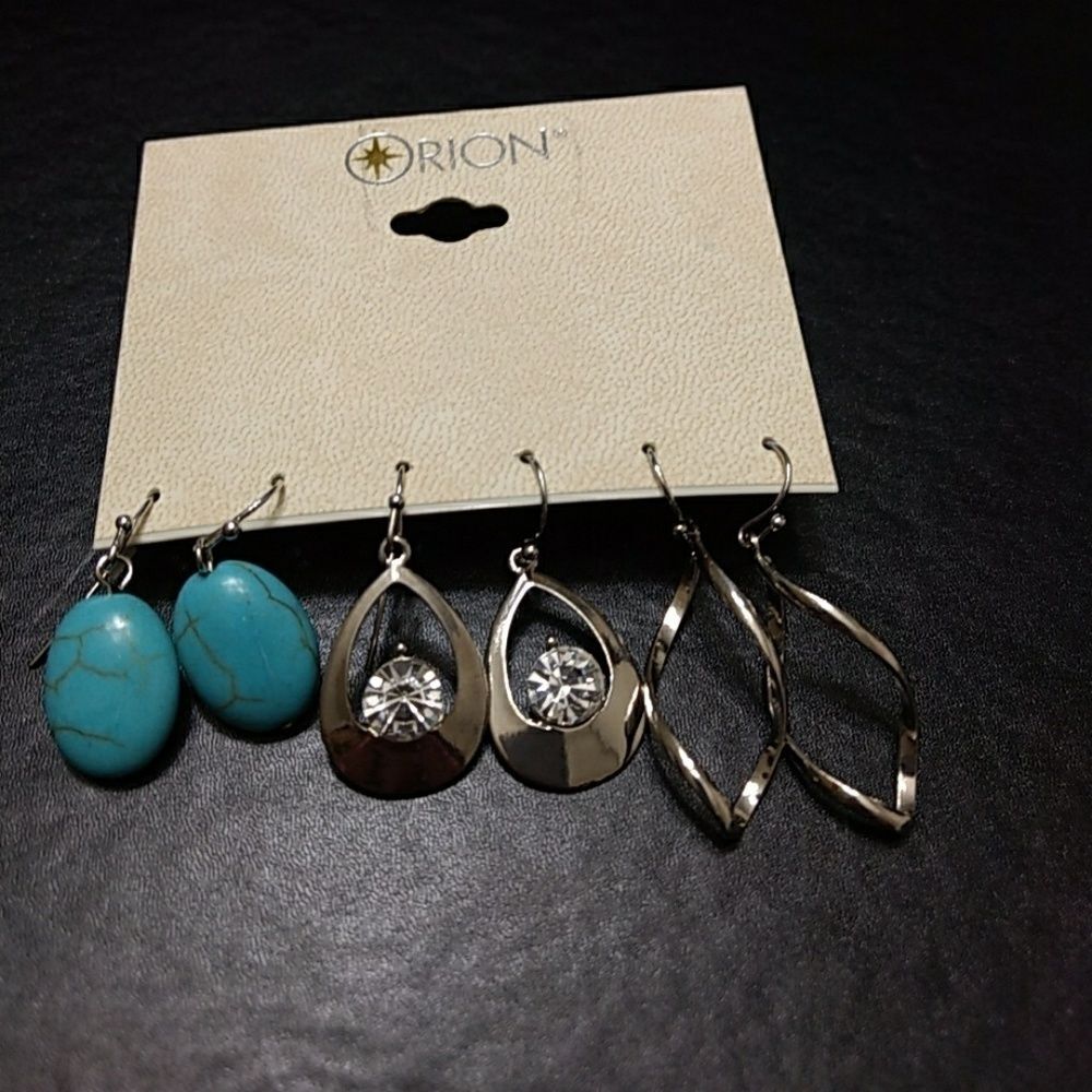 Orion Blue turquoise clear rhinestone and silver tone dangling earring set